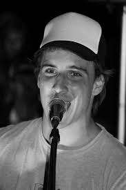 Le groupe Léonie partage avec ses fans.