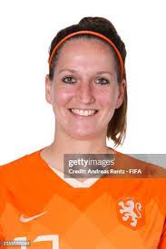 1,309 Ellen Jansen Photos & High Res Pictures