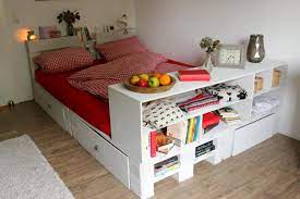 Hol dir den perfekten begleiter genau für dein zuhause! Palettenbett Selber Bauen Bett Aus Europaletten Handmade Kultur