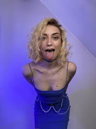 Do you like my tongue ? : rGothWhoress