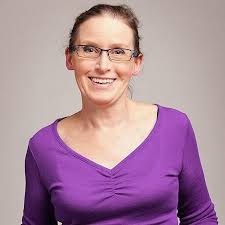 Amazon.com: Daphne Wells: books, biography, latest update