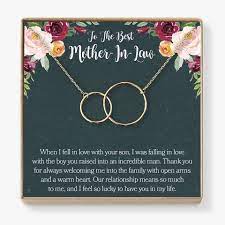 Gift Ideas For Mother In Laws 40 Best Gifts For Mother In Law Mother In Law Gift Ideas 2021