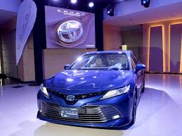 بالصور مواصفات وأسعار تويوتا كامري 2019 الهايبرد بالسعودية Bmw Car Bmw Car
