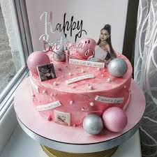 On june 25, 2011, ariana held a huge birthday party extravaganza at paramount studios in los angeles, california. Pin On Nunu Faz 24