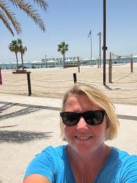 Sunday beach morning in Abu Dhabi!