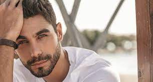 Αυτός είναι ο επόμενος έλληνας bachelor! Battle Of The Couples O Panagiwths Basilakos 8a Einai O Paroysiasths Toy Neoy Rialiti