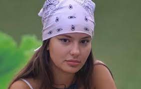 Já vimos esse meme em algum manu gavassi conseguiu ganhar o público do bbb20 com a facilidade de memes que essa. Bbb21 Thais Vira Meme Durante Jogo Da Discordia E Equipe Sai Em Defesa Da Sister Ofuxico