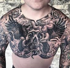 Tatouage tete de loup tatouage loup tattoos geometric tatouage tatouages simples tatouage japonais kurt tattoo tatouage épaule petit tous nos conseils sur les tatouages homme | comme un camion. 100 Tatouages Torse Homme Inspirants Tatouez