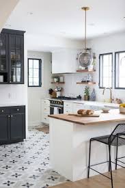 7 Dreamy Kitchen Before And Afters The Effortless Chic Kitchen Trends Kitchen Inspirations Kitchen Flooring