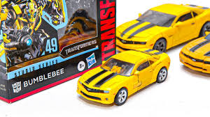 This mold was recolored into evolution of a hero camaro concept bumblebee (2007), screen battles capture of bumblebee bumblebee (2007), allspark power bumblebee (2007), movie cliffjumper (2008), and wal*mart dark of the moon bumblebee (2011). Transformers Movie 1 Studio Series Deluxe Ss 49 Bumblebee Camaro Vehicles Car Robot Toys Youtube