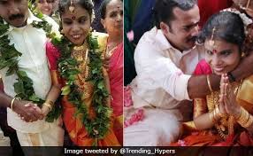 She appeared in malayalam, tamil, kannada, telugu and hindi films. Singer Vaikom Vijayalakshmi Is Married See Pics And Video