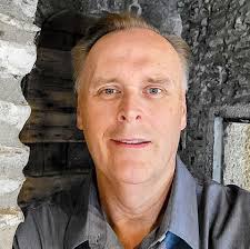 We are saddened to share the passing of longtime St. Laurence faculty  member, Mr. Bill McLean. Although he had many contributions throughout his  tenure at St. Laurence, Mr. McLean is most remembered