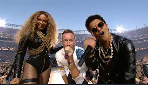 The stage morphed into a mesmerizing psychedelic light show as coldplay moved onto their 2011 single paradise. then they dropped a new single, adventure of a lifetime, which i had to shazam. Photos Beyonce S Super Bowl 50 Halftime Performance Pics See Every Moment Hollywood Life