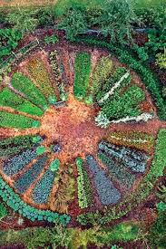 La Ferme Biologique Du Bec Hellouin En Normandie Bec Hellouin Biologique Ferme