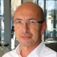 300+ profils pour “Bernie”