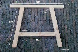 buiten tafel maken 3 buiten tafels buitentafels tafel tuin