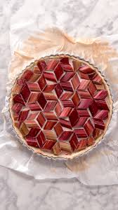 Tarte A La Rhubarbe Recette Video Recette Video Recette Tarte Aux Fraises Idee Recette Dessert Recette Tarte Rhubarbe