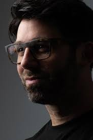 Stefan Morris's Instagram, Twitter & Facebook