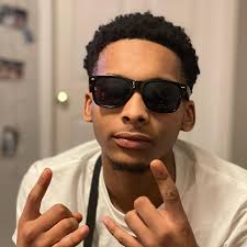 Justyce Campbell and Clayburn Hicks' Wedding Website