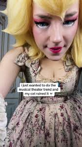 Mario Hamilton Trend