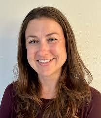 Jennifer Stefan's Instagram, Twitter & Facebook