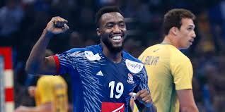 En effet, jenaye est en couple. Video Mondial De Hand France Bresil L Etonnant But De Luc Abalo Apres Un Tir De Thierry Omeyer