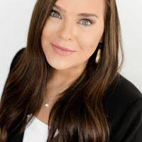 Summer Napier's Instagram, Twitter & Facebook