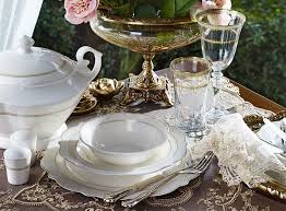 First couturier to bring women fashion down into the street and revolutionize men's style. Pierre Cardin Angela 60 Parca Yemek Takimi