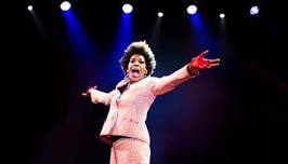 Macy Gray at Keswick Theatre