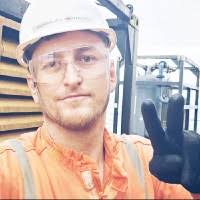 70+ perfis com “Moraca”