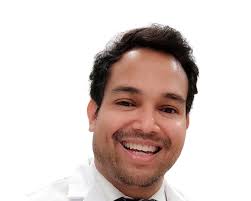 Dr. Daniel Velarde Garrido: especialista en Traumatología en Madrid