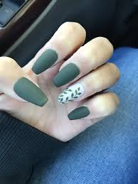 Tic tac toe game and steering wheel. Fall Dark Green Nails Olive Nails Green Acrylic Nails Dark Green Nails