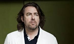 Jonathan Ross withdraws from hosting Hugo SF awards after fans and writers  strike back