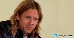 Switchfoot Frontman, Jon Foreman, Talks About The Power of Music