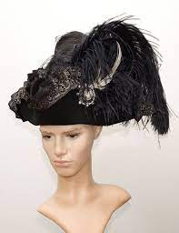 Gothic Hat Pirate Hat Baroque Rococo Barockhut Etsy In 2021 Pirate Hats Gothic Hat Female Pirate Costume