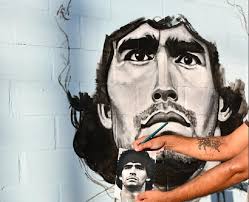 Un pintor de Diez en el gigante de Villa Fox