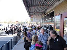 Photos Santee Phil S Bbq Opens With Line Around The Building Santee Bbq Grand Opening
