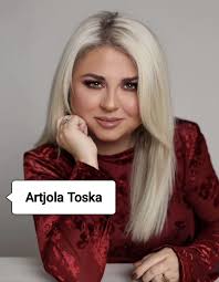 Dolem njehere"- shkruan Juli