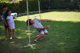 Actividad de amscan limbo pole game party 1 piezas hecho de. Limbo De Cayro Un Juego Para Bailar Y Jugar Con Los Amigos