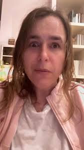 A mi sola me pasa esto con #eleternauta y con cualquier cosa que vea????,  🐶🐩