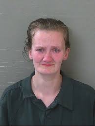 Homeless woman charged with leaving child at convenience store