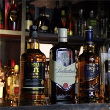 وقالت الوزارة في بيان نشرته وكالة أنباء البحرين تود وزارة خارجية مملكة البحرين أن توضح بأنه قد تم اختراق حساب معالي الشيخ خالد بن أحمد بن محمد آل خليفة وزير الخارجية، على تويتر صباح اليوم (السبت) من قبل جهة إرهابية قامت بنسب تغريدات ليس لها أي أساس من الصحة. Ù…Ù„Ø§Ù‡ÙŠ Ø§Ù„Ø¨Ø­Ø±ÙŠÙ† Ø§Ù„Ù„ÙŠÙ„ÙŠØ© ÙˆØ§Ù„Ø®Ù…ÙˆØ± ØªØ³ÙŠØ·Ø± Ø¹Ù„Ù‰ ØªØºØ±ÙŠØ¯Ø§Øª ØªÙˆÙŠØªØ± Ù‚Ù†Ø§Ø© Ø§Ù„ØºØ¯