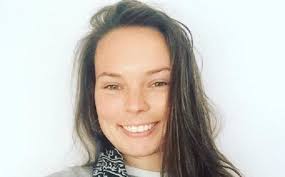 Daisy Ridley with sisters Kika and Poppy 🥰 ❣ 💓 ❥ 💑 💜🥰 ❣ 💓 ❥ 💑 💜  Daisy Ridley was born