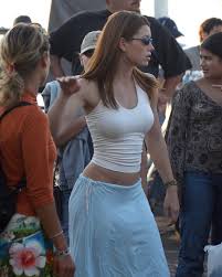 Jessica biel is sharing details about the secret pregnancy and birth of her and justin timberlake's second child, phineas. Velvey On Instagram Jessica Biel Photographed On The Set Of The Movie Cellular 2003 In 2021 Fashion Fashion Inspo Outfits Fashion Inspo