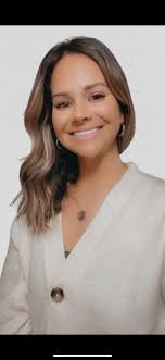 Promote with Caroline Wayne