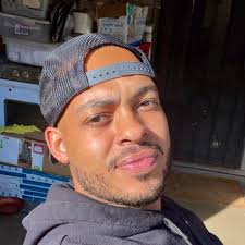 Ok ok last one 🤣 ￼ Get better son And በዝ give you My 63 impala I'm gonna  put Skar audio in it! Biilli 0 8 0