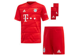 Speical ajánlat promóciós kód ingyenes szállítás. Komplet Adidas Fc Bayern Monachium Domowy Mini Buty Pilkarskie Sprzet I Akcesoria Sklep R Gol Com