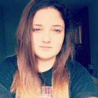 Shelly Fortier's Instagram, Twitter & Facebook