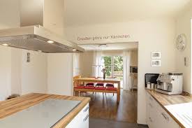 Moderne Kuche Mit Durchbruch Zum Wohnraum Eco System Haus Offene Kuche Wohnzimmer Moderne Kuche Kuchenumbau