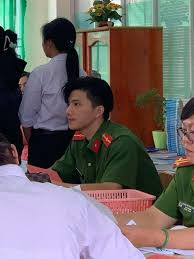 Đọc truyện dàn trai đẹp chốn hậu cung chapter mới nhất miễn phí tại mi2manga.com Anh Cong An Ä'áº¹p Trai Ä'Æ°á»£c Dan Máº¡ng Tim Kiáº¿m Top 10 Soai Ca Cong An Ä'áº¹p Trai Nháº¥t Viá»‡t Nam